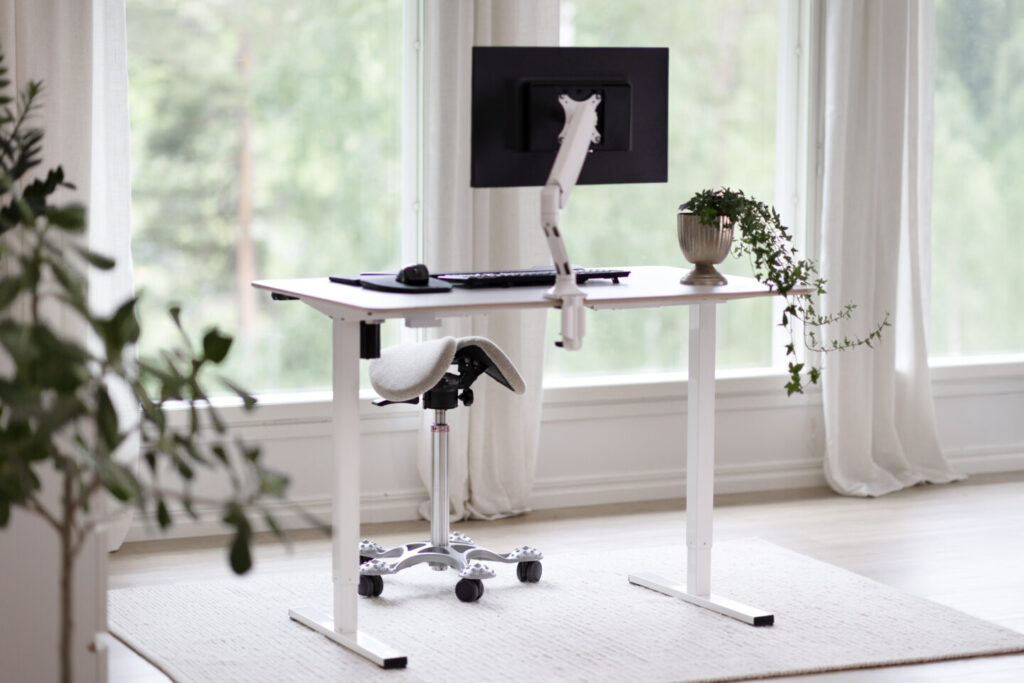 Tõstuklaud - parim jõulukingitus? 1 officepictures linda12 2025